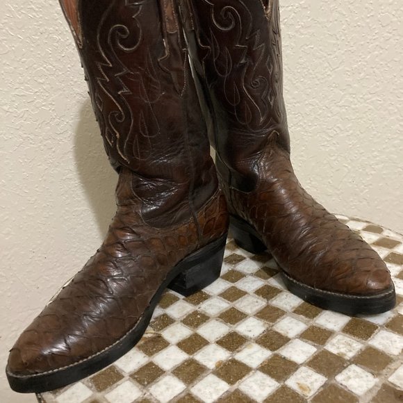 LUCCHESE EXOTIC WEATERN BOOTS 7.5 M